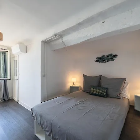 Le Plaisir Des Yeux ! * Cassis